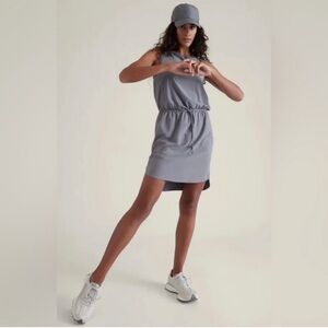 Athleta Rincon Dress in pretty blue grey